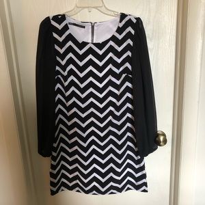 Chevron long sleeved dress